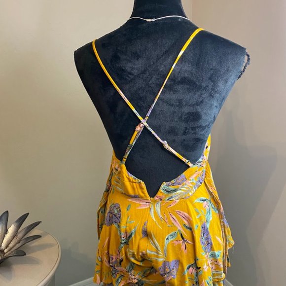 Spaghetti Strap Romper - Picture 4 of 6